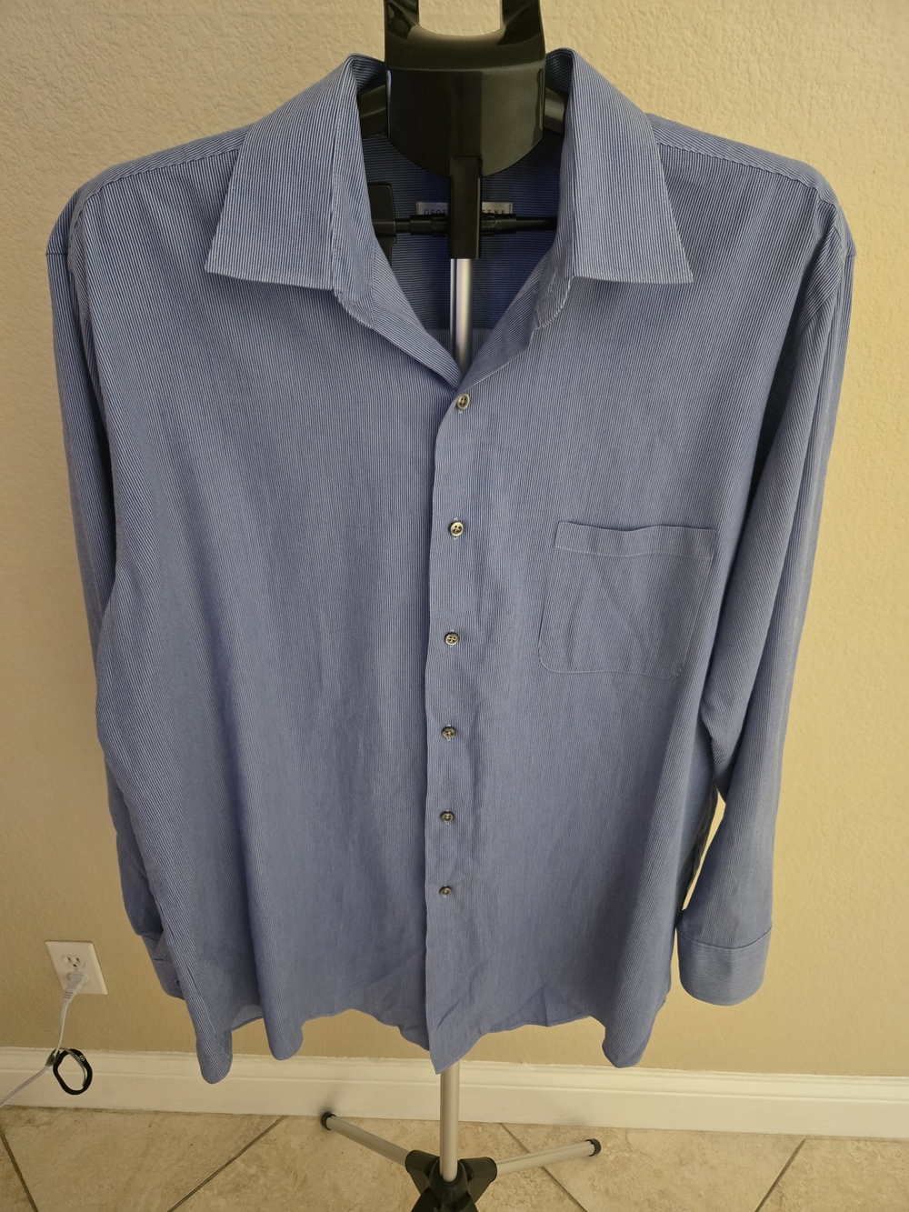 Geoffrey Beene Men's Blue Button-Up Dress Shirt